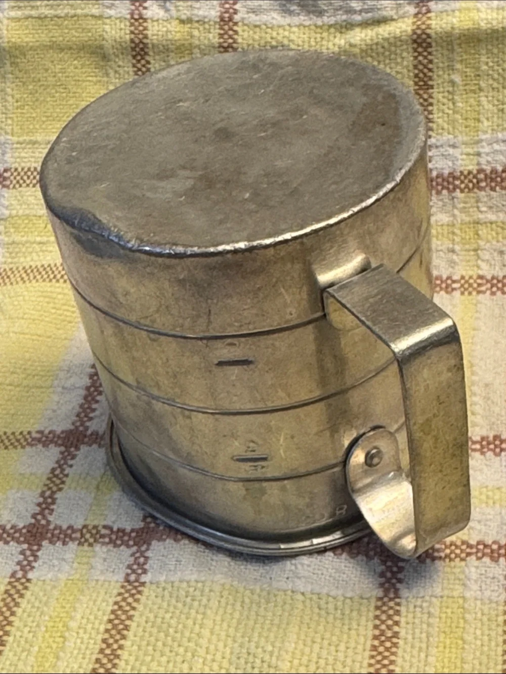 Vintage Metal Measuring Cups